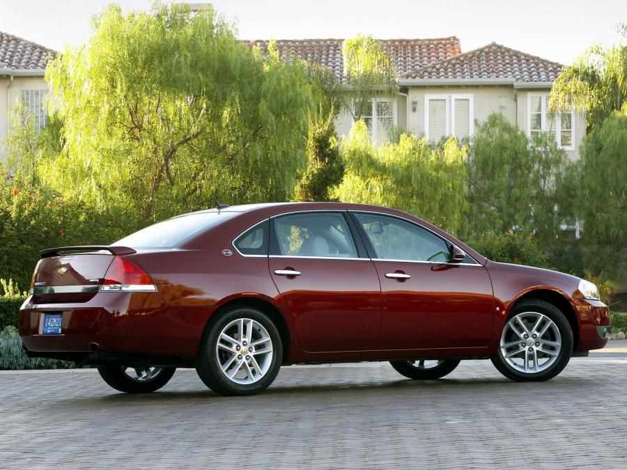  Chevrolet Impala 2006 года  (фото 12 из 91)